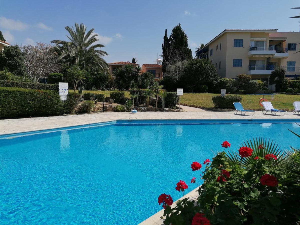 Paradise Gardens II Anastasia Apartment Paphos Buitenkant foto